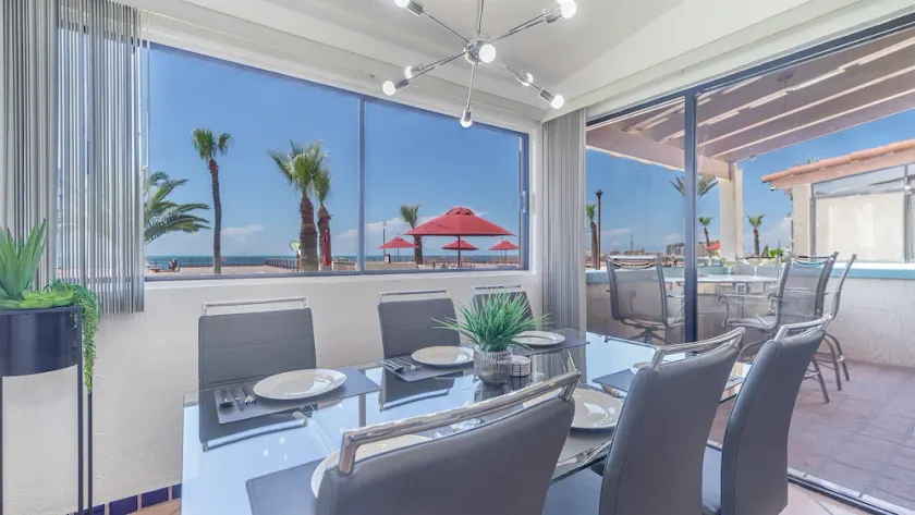 Las Gaviotas 436 Mid-century Ocean View Apartment - Image 1