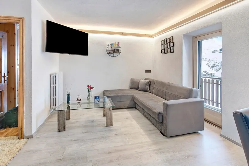 Apartamento 'Presot' con vistas a la montaña, jardín compartido y Wi-Fi - Image 1