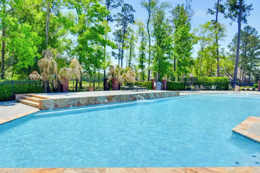 Springfield Studio Rental with Golf Course View! - Image 1