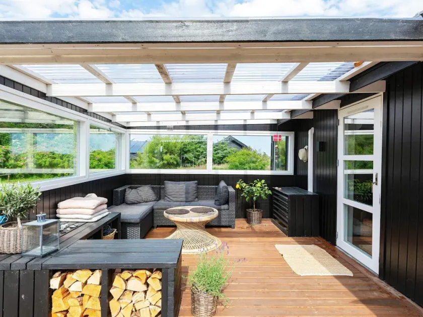 Sprawling Holiday Home in Løkken near Sea - Image 1