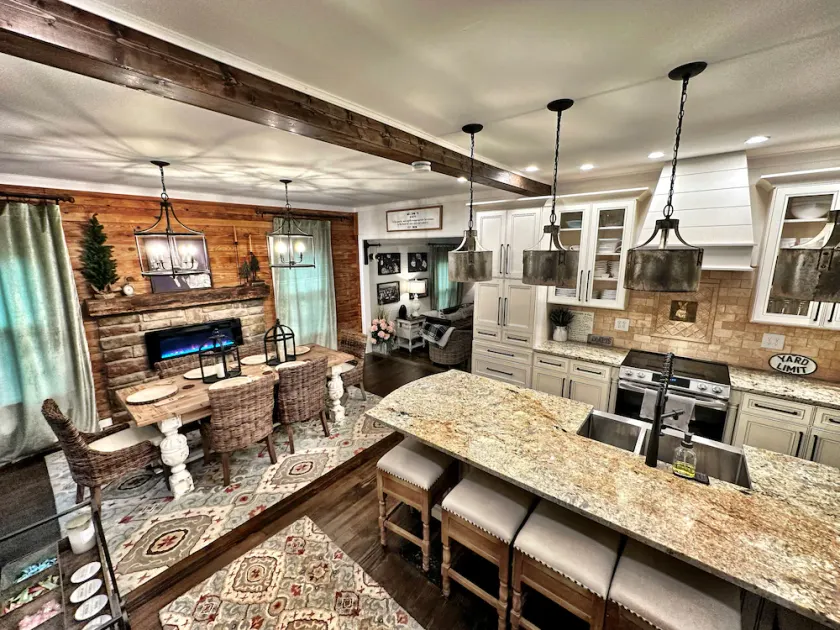 Six Keys: Full house sleeps 7. Bourbon farmhouse style! - Image 1