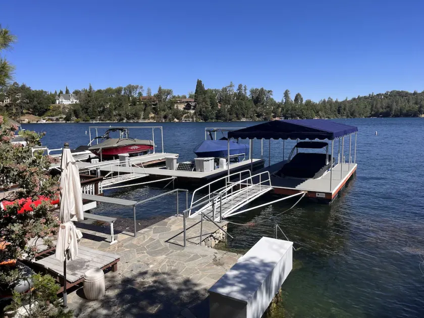 ❤️BEST LAKE FRONT- VIEWS! DOK! STRAND! - Image 1