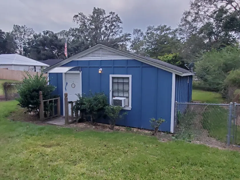 Little Blue House in the heart of Robertsdale - Image 1
