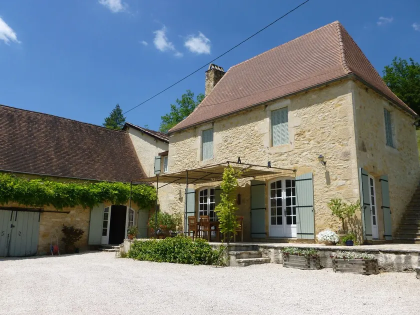 Beautiful, spacious & fully renovated house in the Dordogne - Image 1