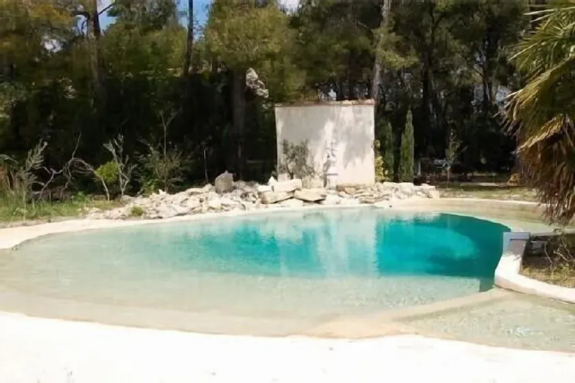 Villa de una planta T2 villa contigua bajo los pinos - Image 1