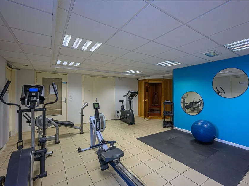 Appartement spacieux | Accès piscine - Image 1