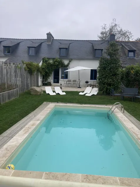 Bright, comfortable villa - private heated pool 300m from the beach - Image 1