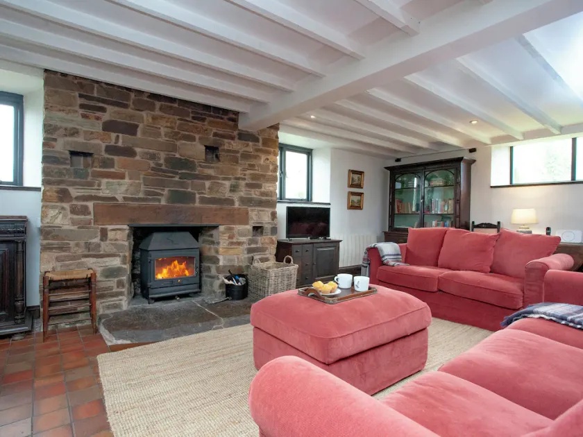 2 bedroom accommodation in Lydford, near Tavistock - Image 1