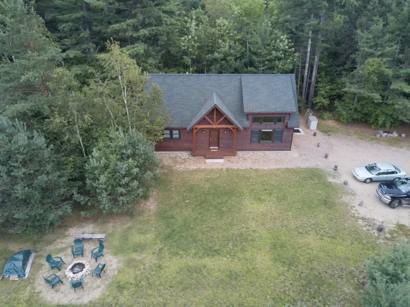 Smuk Chalet nær Whiteface Skiløb, Vandring, Fiskeri & ADK Wildlife Refuge - Image 1