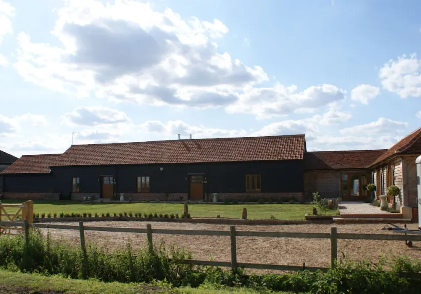 Barley Barn med antik superking-säng.  Uppblåsbar badtunna på begäran. - Image 1