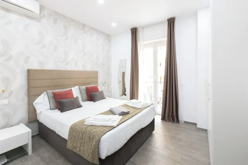 247 Luxury Rooms Trastevere - Image 1