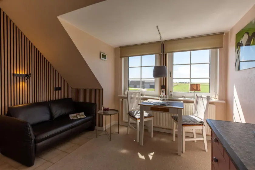 Hus-Pellworm-3-Ferienwohnung-Meeresbrise - Image 1