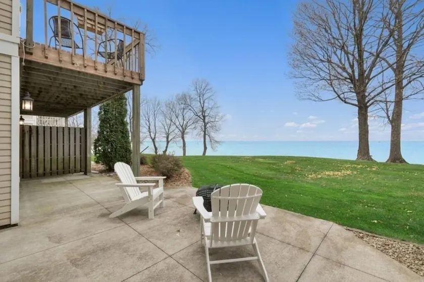 GOLF-FISH-SWIM, Hot Tub ~ Izaty’s on Mille Lacs Lake - Image 1