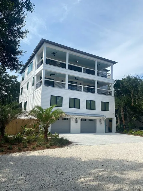 BRAND New Luxury Beach Home - Image 1