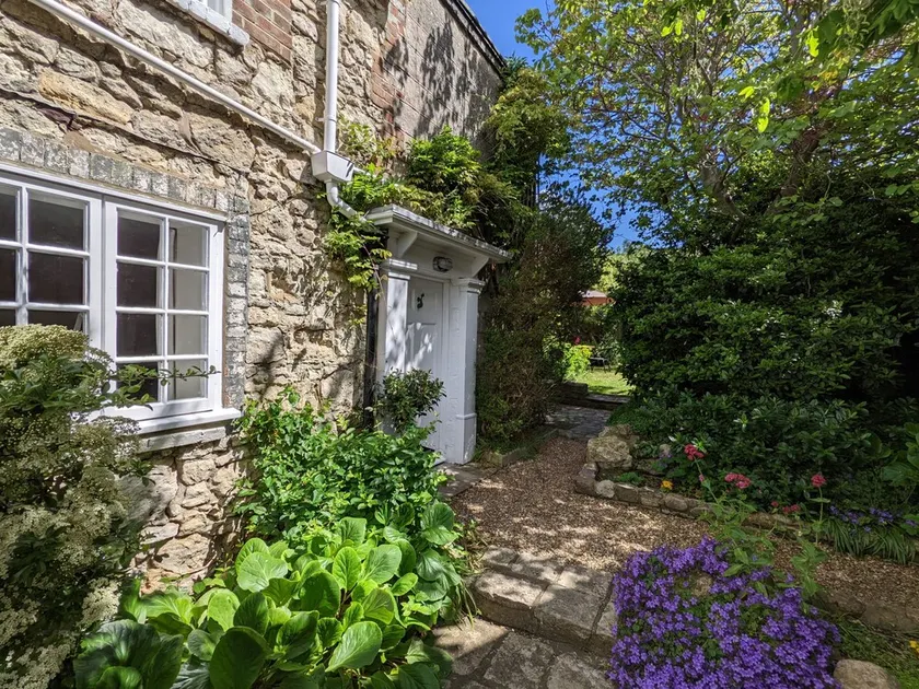Grove Cottage - un gîte qui peut accueillir 4 personnes dans 2 chambres - Image 1