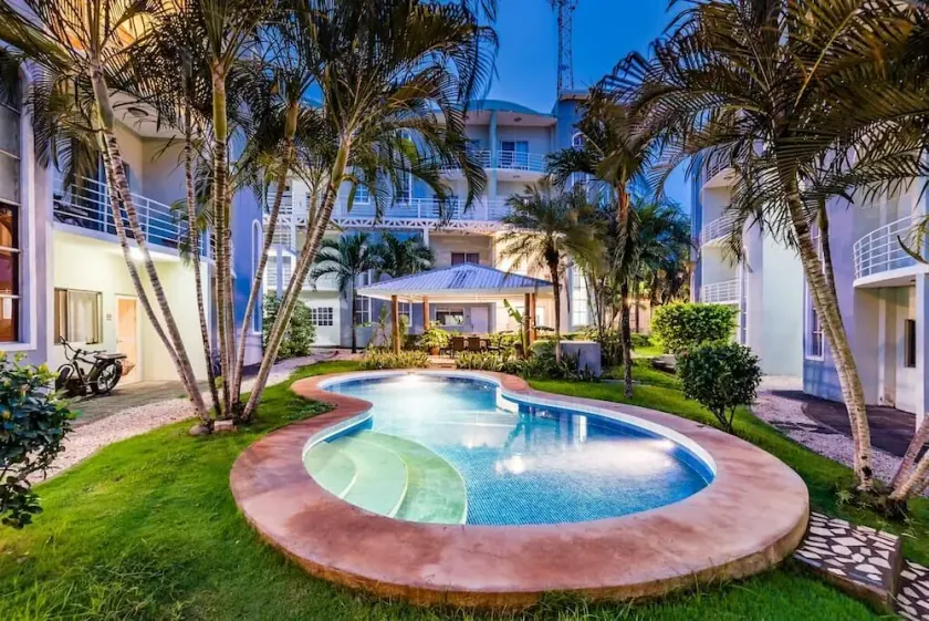 Sea La Vie Suites ❤️ Luxurious 2BR | 2.5 BA | 980 sqft Family Suite | 2 Pools | Beach | Wif - Image 1