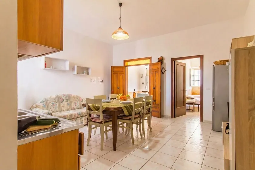 Casa Lory 1 Cozy Courtyard near the Sea - Happy Rentals - Image 1