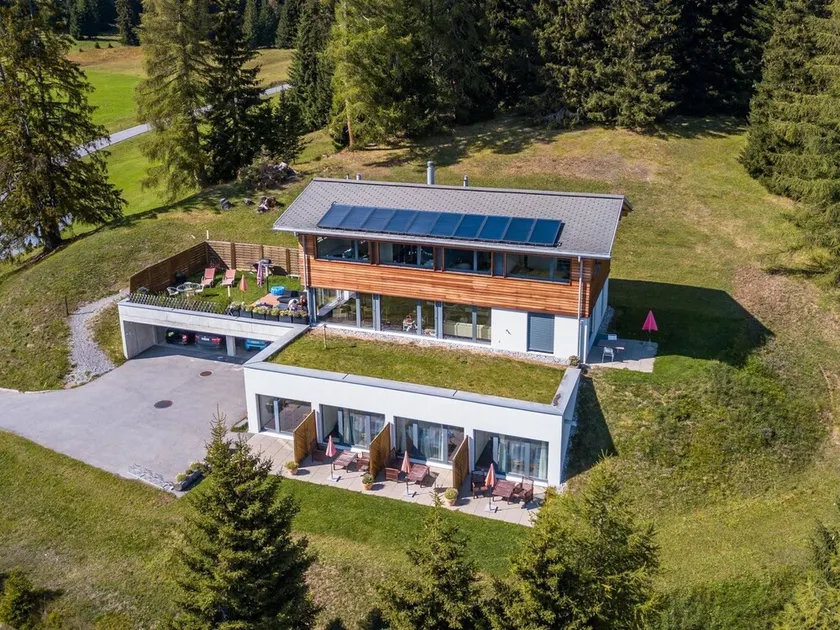 Apartment Raschainas Lenzerheide by Interhome - Image 1