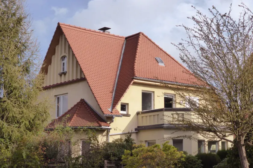 Stylishly renovated accommodation in the 'Villa Siemon' just 2 minutes from the Weser cycle path - Image 1