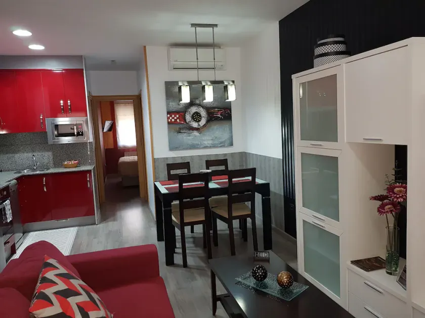 Apartamentos Turísticos \" El Jardín \". - Image 1