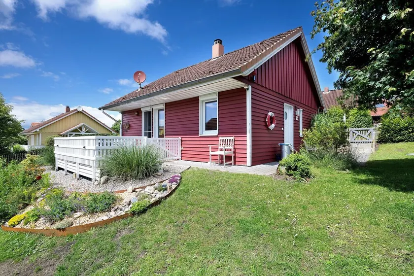 Holiday Home \"Seestern Ostsee\" with Private Terraces, Private Garden & Wi-Fi - Image 1
