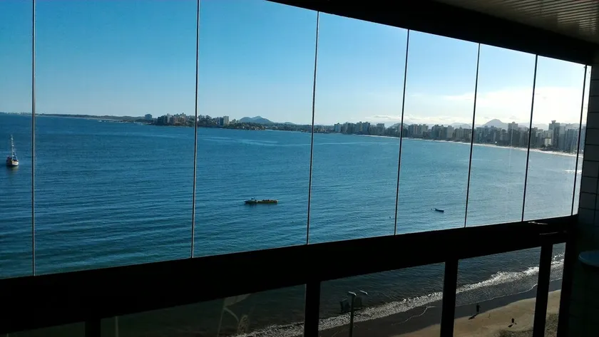 Ed O Mar Prata 03 Bedrooms Oceanfront Guarapari with 2 Parking Spaces - Image 1