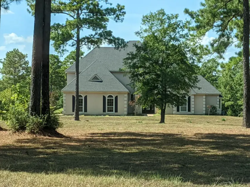 Spacious House on Lake Sam Rayburn one mile to San Augustine Park & Boat Launch - Image 1