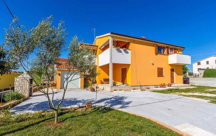 Casa vacanze con piscina e aria condizionata - Image 1