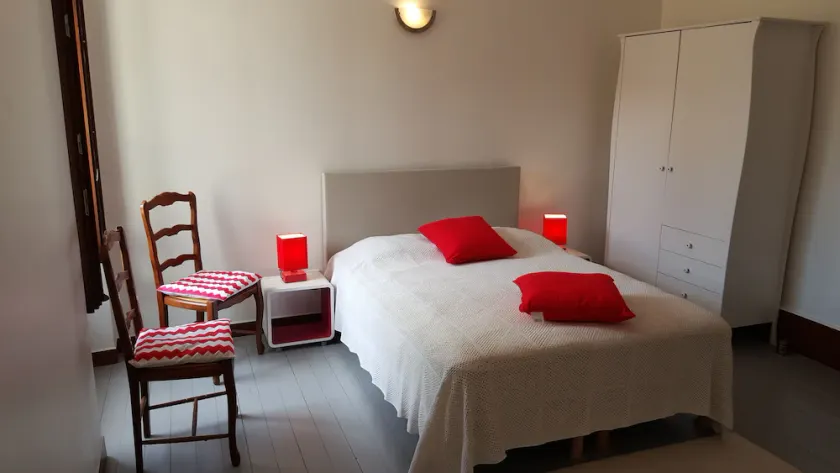 Nær Loire, butikker og centrum Pouilly-sur-Loire! ... - Image 1