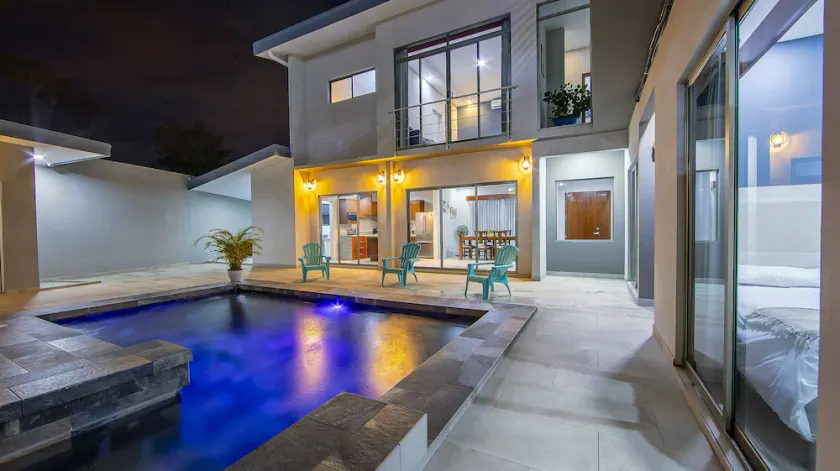 La Fortuna Deluxe Vacation Home - 5 Min from Town - Outdoor Pool - Image 1