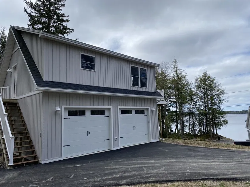 Studio Apartment overlooking Molasses Pond - Image 1