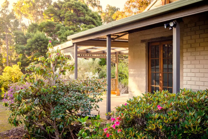 Cloudy Creek Cottage - Image 1