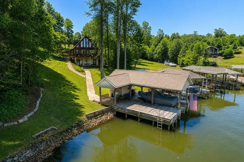 Updated Lakefront Retreat, Fiber WiFi, Fire Pit, 15 Min to VIR - Image 1