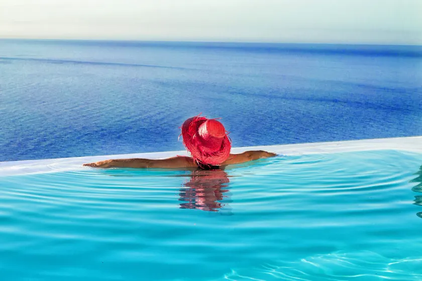Zauberhafte Villa mit Infinity Pool, exquisitem Interieur und 300º Meerblick - Image 1