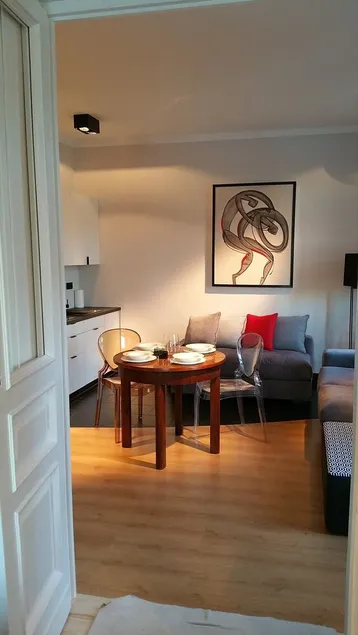 Show map Torun Apartment - Image 1
