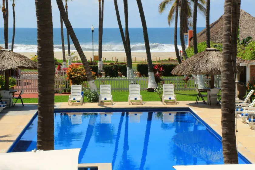 Hotel Surf Olas Altas - Image 1