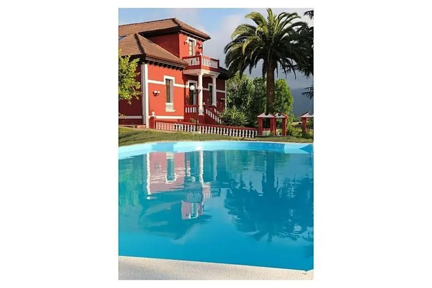 Spectacular Villa with pool - Image 1