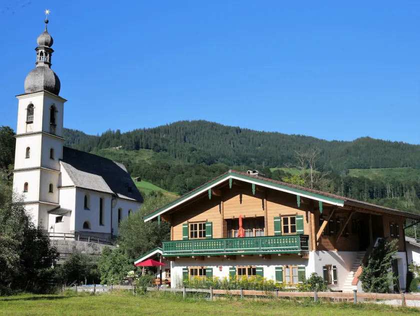 Rymligt semesterloft mitt i bergsbyen Ramsau! Central och tyst! - Image 1