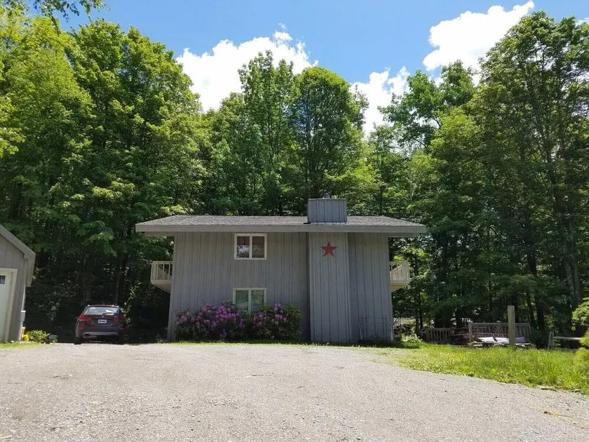 Berkshires Sommer Home - Image 1