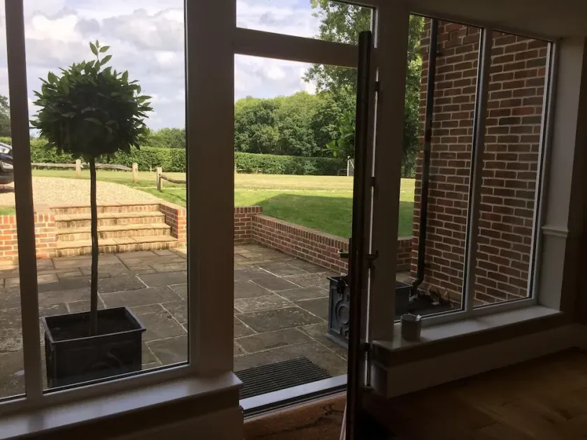 Superbe maison de campagne sur 2 hectares dans le West Sussex - Image 1