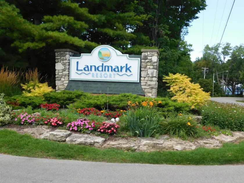 SEPTEMBER SPECIAL! DOOR COUNTY GETAWAY @ LANDMARK RESORT - Cozy 1 BR. WOODVIEW - Image 1