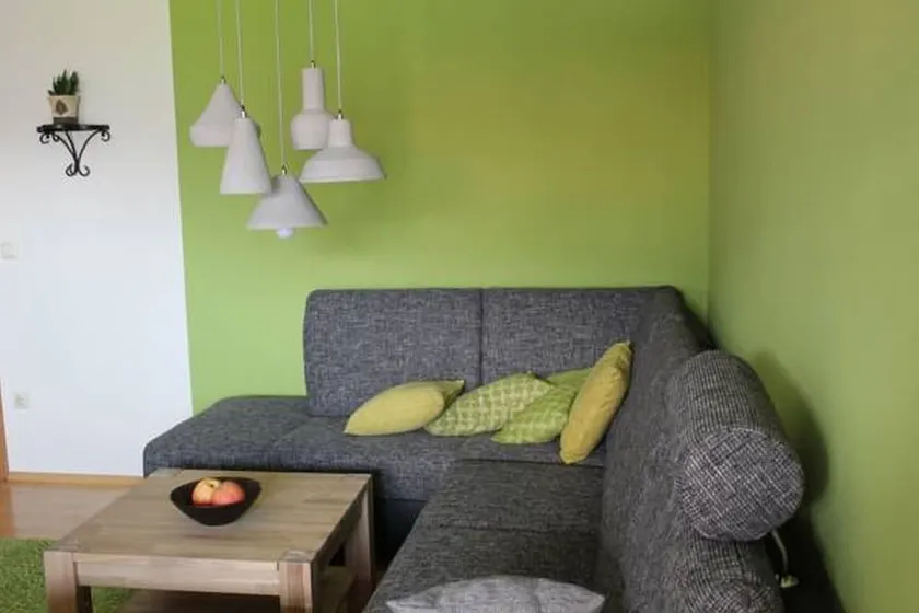 Ferienwohnung \"Obstgarten\" für 4 Personen, 2 Schlafzimmer mit Balkon, 75 m² - Image 1