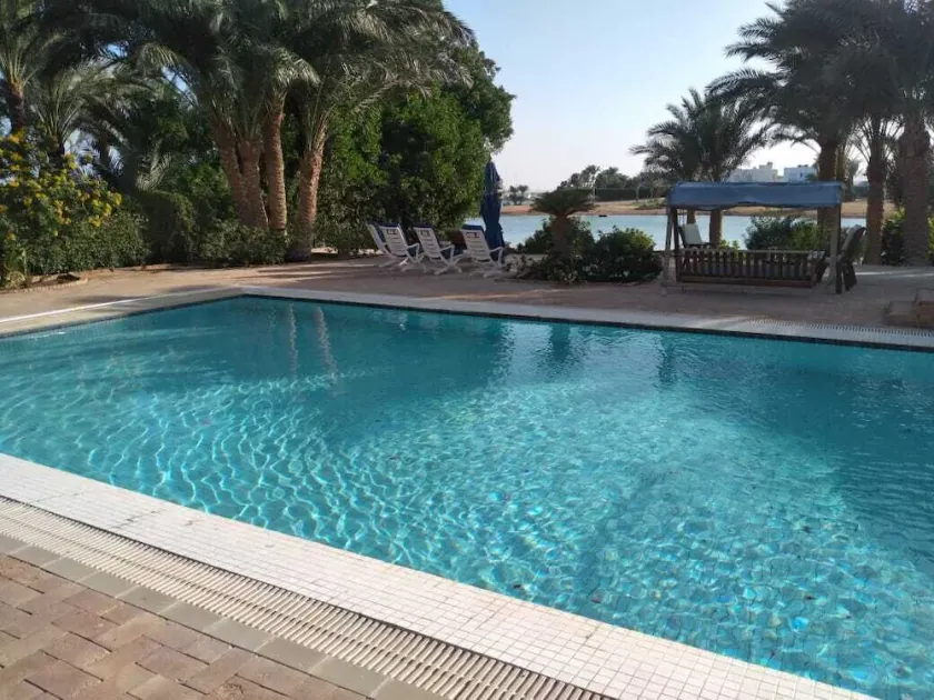 White Villa with private pool, direct beach access, 5 mn from El Gouna Golf course - Image 1