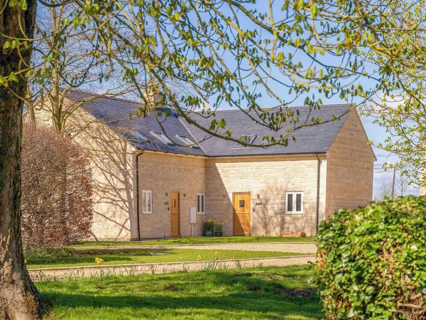3 bedroom accommodation in Baston, near Stamford - Image 1