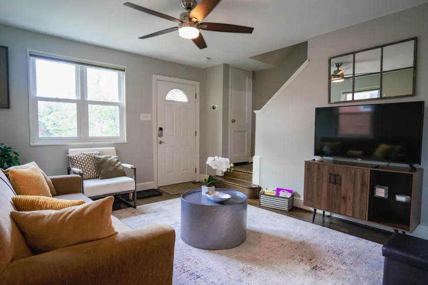 3BR DC Retreat - Close to National Mall, Sports & Concerts - Image 1