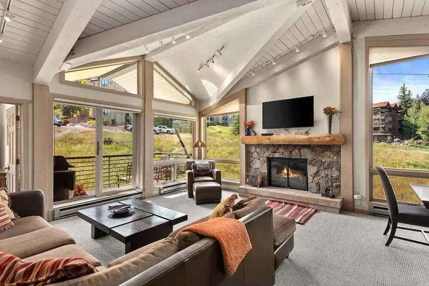Enclave 308, Snowmass Ski-In/Ski-Out Condo w/Shared Pool/Hot Tub - Image 1