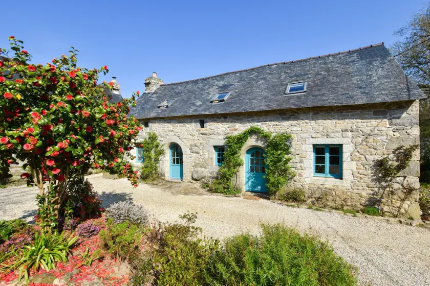 17th Century Breton Cottage With Modern Interior on the Edge of a Forest - Image 1