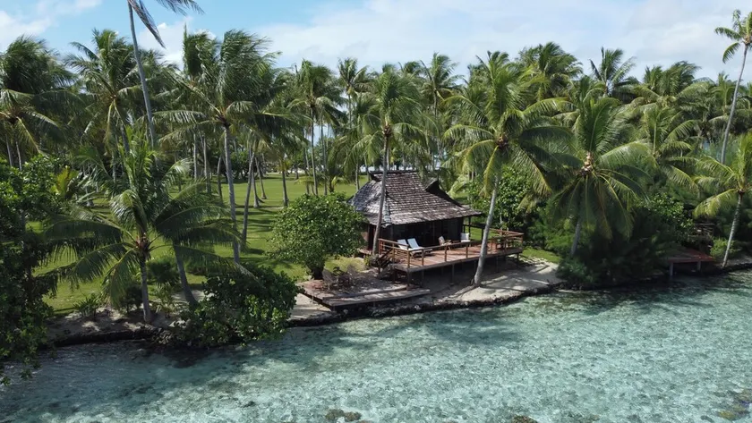 Vahine Private Island - Image 1