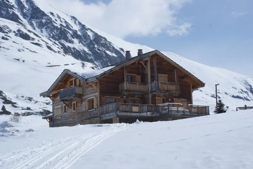 Chalet 'Les P'tits Loups', sur les pistes, sauna, grande terrasse ensoleillée. - Image 1