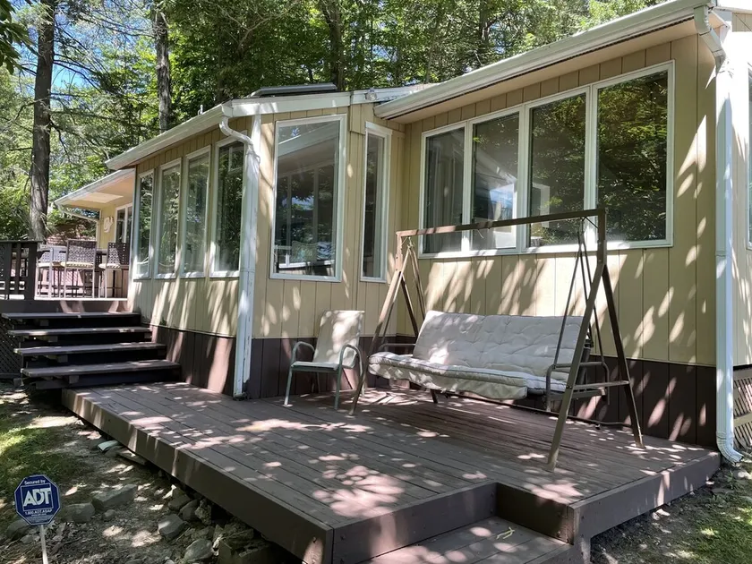 Lake Wallenpaupack Lake Front Cabin - Image 1